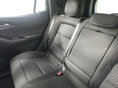 Used 2025 Chevrolet Equinox LT image 14