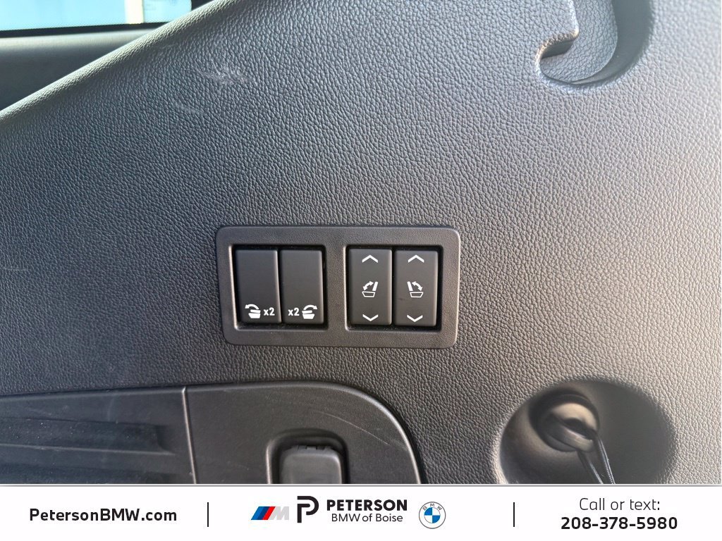 Used 2019 GMC Yukon Denali w/ Denali Ultimate Package AWD/4WD image 11