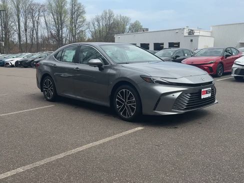 New 2026 Toyota Camry XLE AWD/4WD image 2