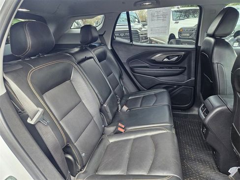 Used 2021 GMC Terrain SLT image 16