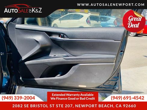 Used 2019 Toyota Camry SE w/ Carpet Mat Package FWD image 26