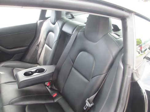 Used 2021 Tesla Model 3 Long Range AWD/4WD image 20