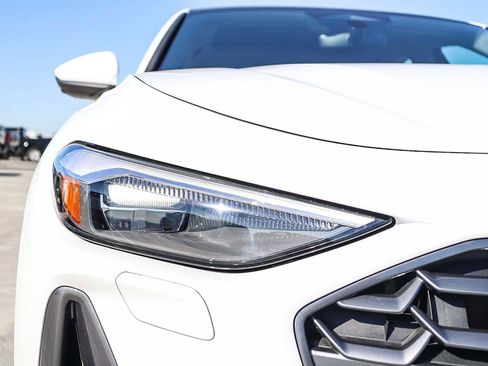 Used 2025 Audi A5 2.0T Premium w/ Convenience Package image 9