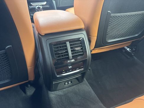 Used 2024 BMW X3 xDrive30i w/ Premium Package image 23