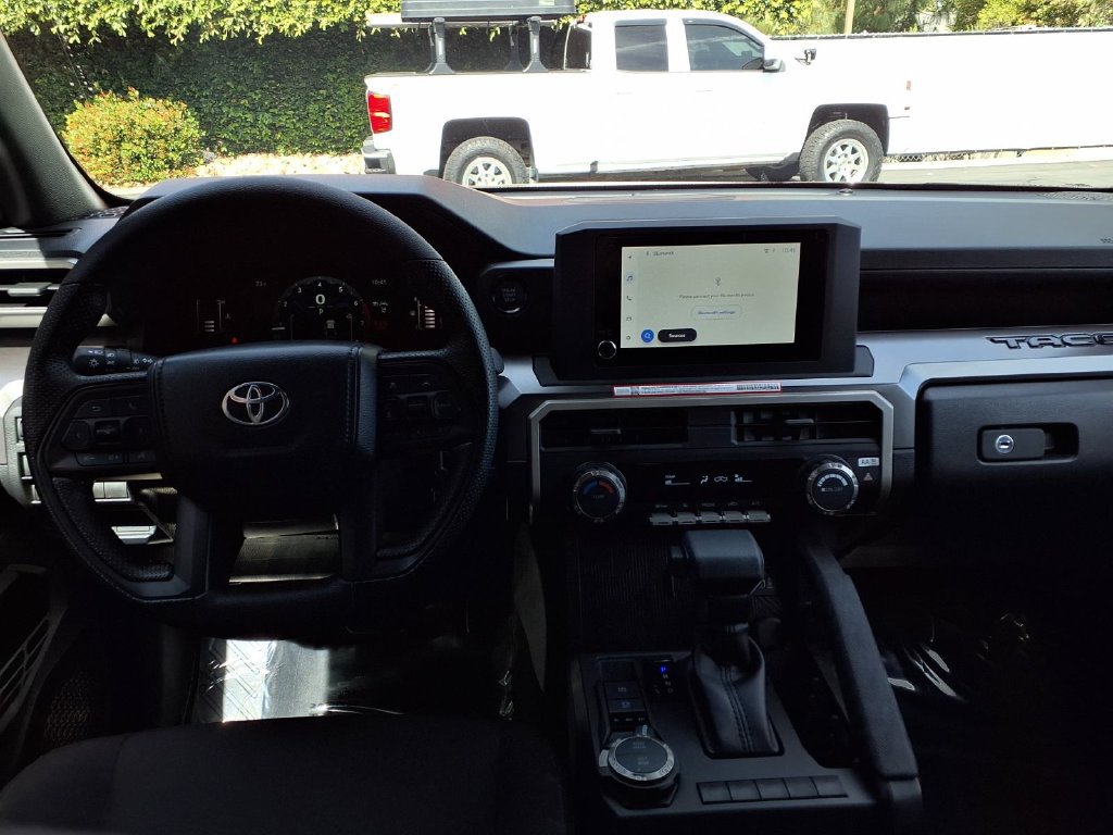 Certified 2025 Toyota Tacoma SR5 AWD/4WD image 20