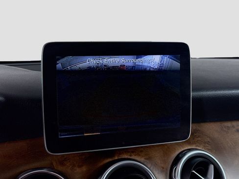 Used 2019 Mercedes-Benz GLA 250 image 19