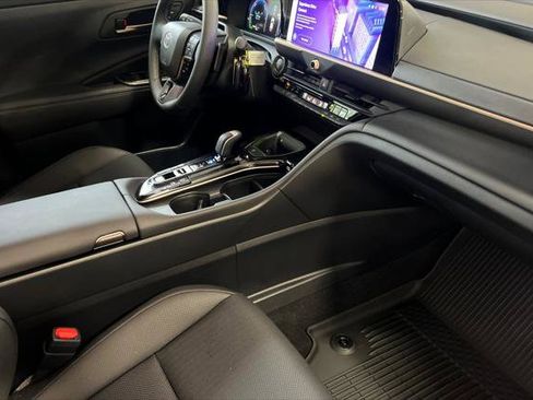 Certified 2026 Toyota Crown Signia w/ Advanced Technology Package AWD/4WD image 17