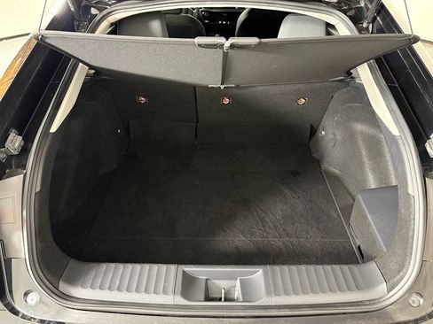 Used 2023 Toyota Prius LE FWD image 42