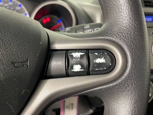 Used 2011 Honda Fit image 10