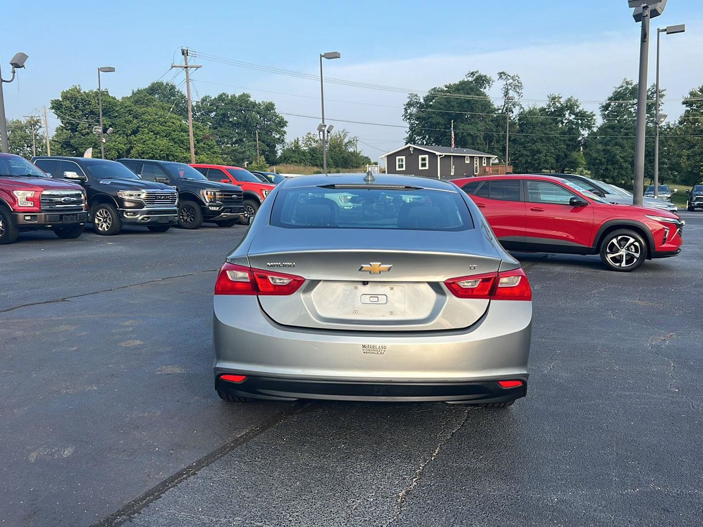 Used 2023 Chevrolet Malibu LT FWD image 5