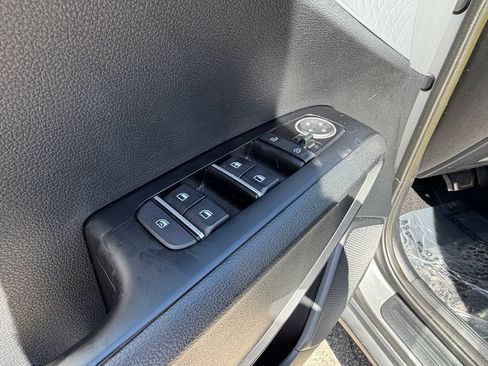 Used 2024 Kia Soul LX w/ Option Group 015 FWD image 17