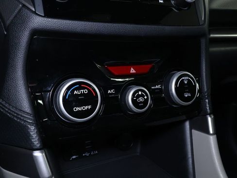 Used 2021 Subaru Forester Premium image 33