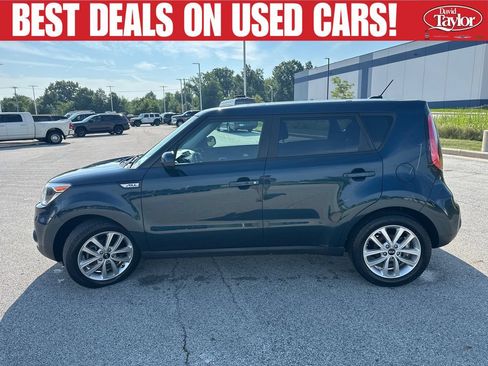 Used 2017 Kia Soul + FWD image 7