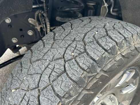 Certified 2024 Ford F250 Lariat w/ Lariat Ultimate Package image 9