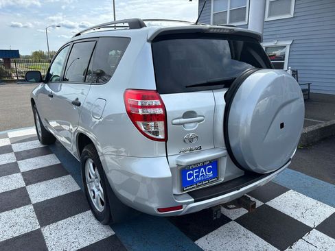Used 2011 Toyota RAV4 4WD V6 w/ Tow Prep Pkg image 3