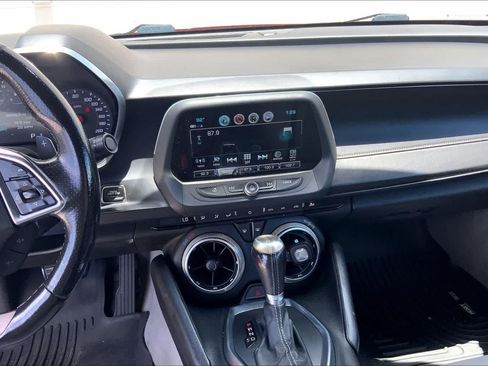 Used 2018 Chevrolet Camaro SS RWD image 14