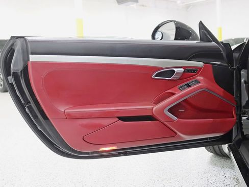 Used 2017 Porsche 911 Carrera S RWD image 33