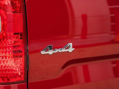 Used 2019 Toyota Tundra SR AWD/4WD image 8