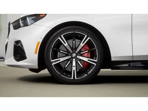 New 2026 BMW 530i w/ M Sport Package image 7