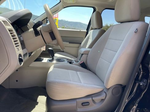 Used 2012 Ford Escape XLT FWD image 16