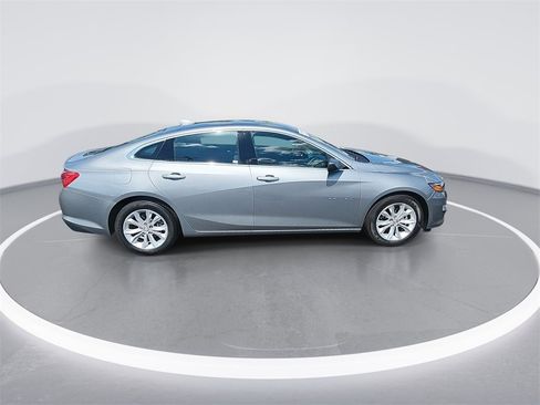 Used 2023 Chevrolet Malibu LT image 9