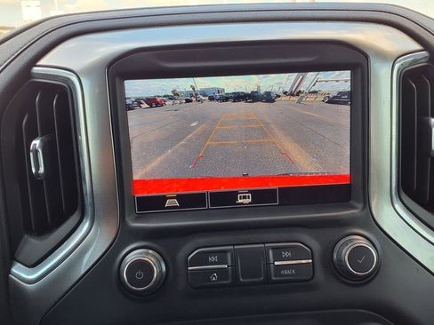 Used 2021 Chevrolet Silverado 1500 LT Trail Boss w/ Convenience Package II image 37