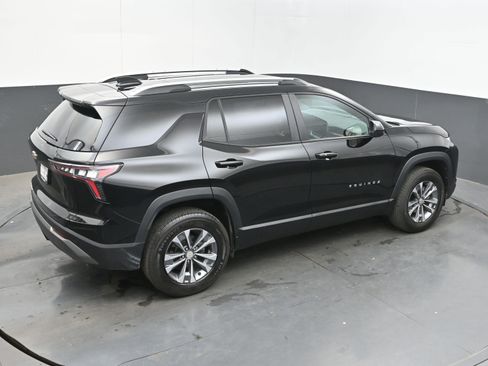 Used 2025 Chevrolet Equinox LT w/ Convenience Package II image 35