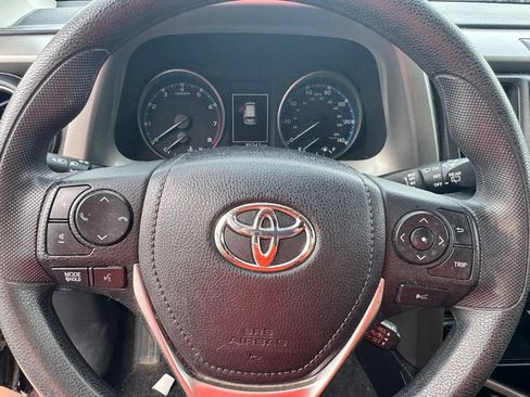 Used 2018 Toyota RAV4 LE w/ All Weather Liner Package AWD/4WD image 13