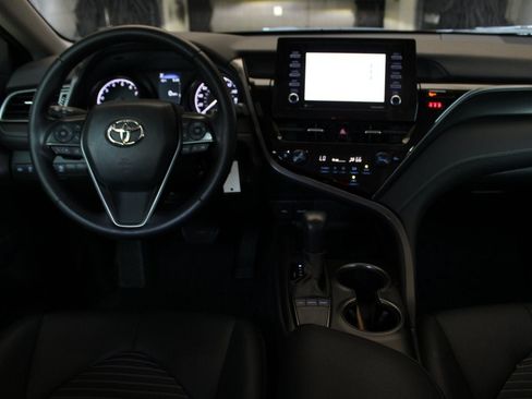 Used 2023 Toyota Camry SE FWD image 13