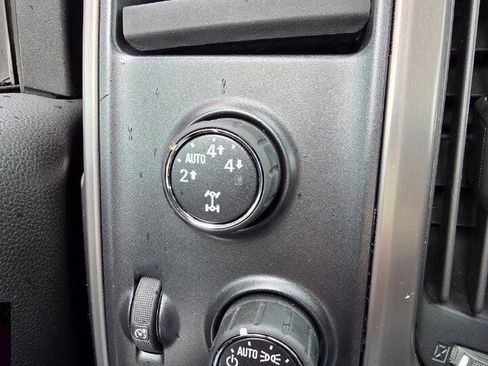 Used 2014 GMC Sierra 1500 SLE w/ All-Terrain Package AWD/4WD image 15