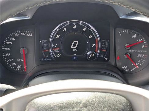 Used 2014 Chevrolet Corvette Stingray Convertible RWD image 11