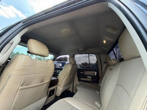 Used 2015 RAM 3500 Laramie AWD/4WD image 18