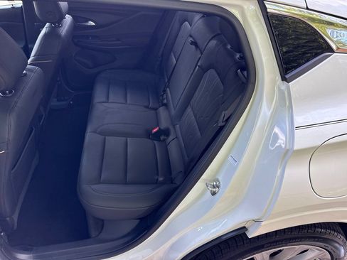 Used 2025 Buick Envista Avenir FWD image 10