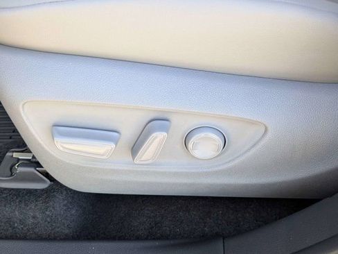 New 2026 Toyota Highlander XLE AWD/4WD image 20