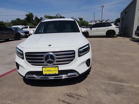 Used 2025 Mercedes-Benz GLB 250 image 25