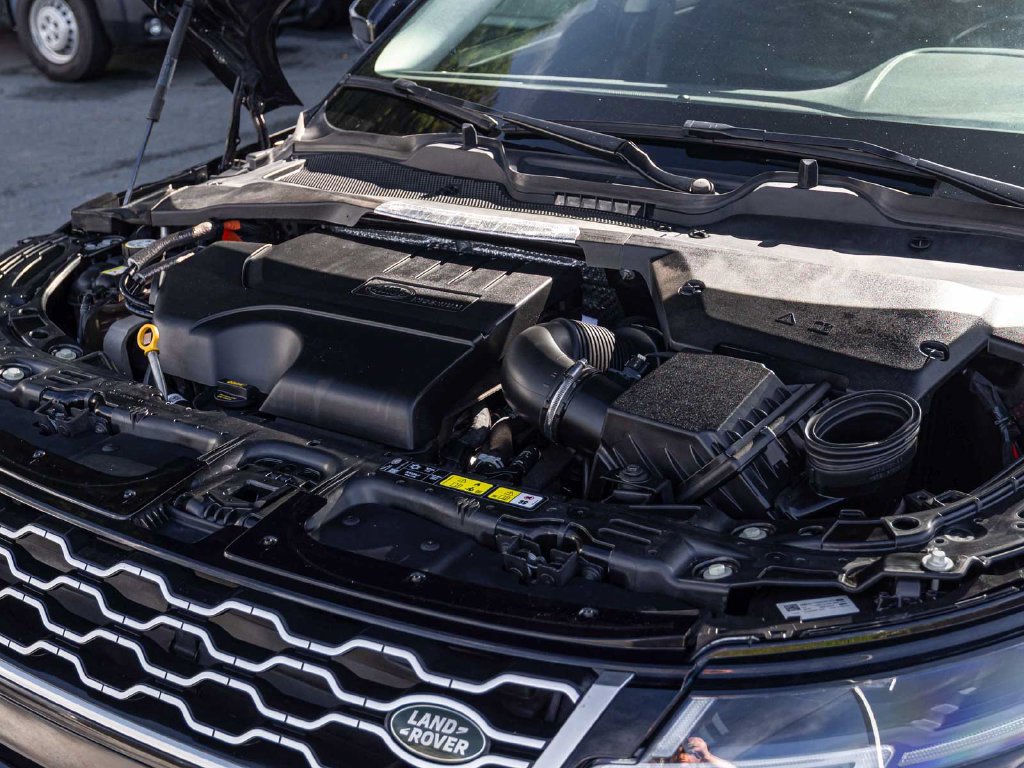 Used 2022 Land Rover Range Rover Evoque S AWD/4WD image 35