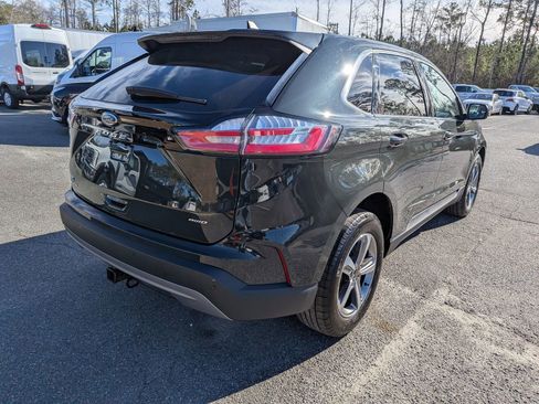 Certified 2024 Ford Edge SEL w/ Convenience Package image 5
