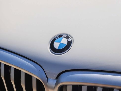 Used 2026 BMW X5 sDrive40i RWD image 11