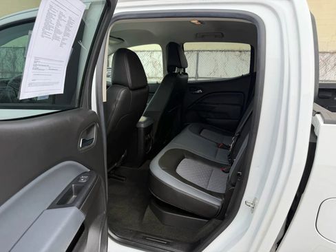 Used 2018 Chevrolet Colorado Z71 image 30