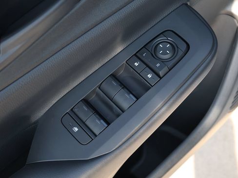New 2026 Toyota Prius Plug-In Hybrid FWD image 25