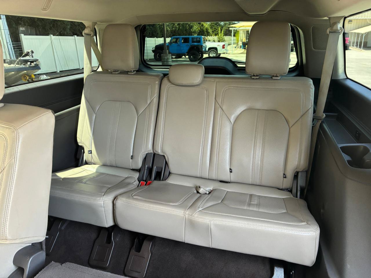 Used 2021 Ford Expedition Max Limited RWD image 37