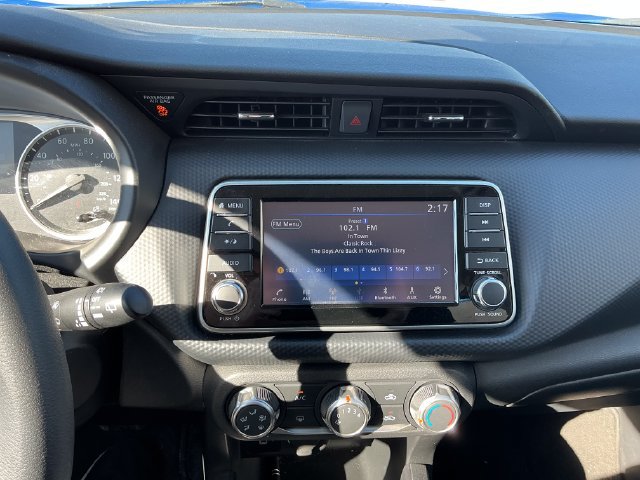 Used 2024 Nissan Kicks S w/ Interior Electronics Package FWD image 6
