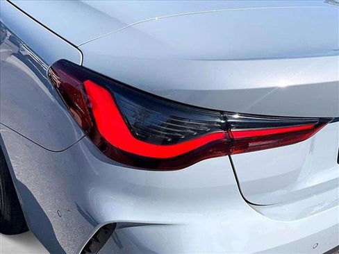 Used 2024 BMW 430i Convertible w/ M Sport Package image 29