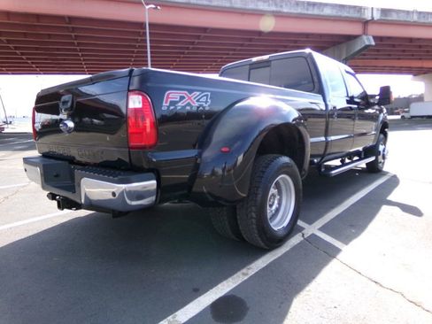 Used 2016 Ford F350 King Ranch w/ King Ranch w/Chrome Package image 6