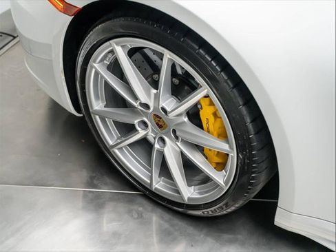 Used 2020 Porsche 911 Carrera w/ Sport Chrono Package RWD image 14