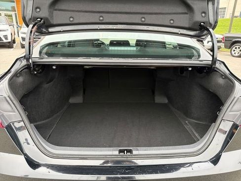 Used 2025 Toyota Camry SE FWD image 26