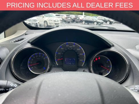 Used 2013 Honda Fit Sport image 11