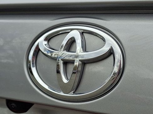 Certified 2025 Toyota RAV4 XLE w/ Convenience Package AWD/4WD image 32