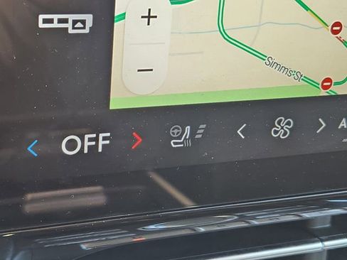 New 2025 Lincoln Nautilus Premier image 21