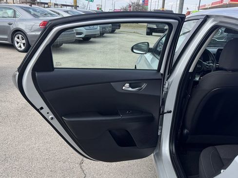 Used 2020 Kia Forte LXS image 21